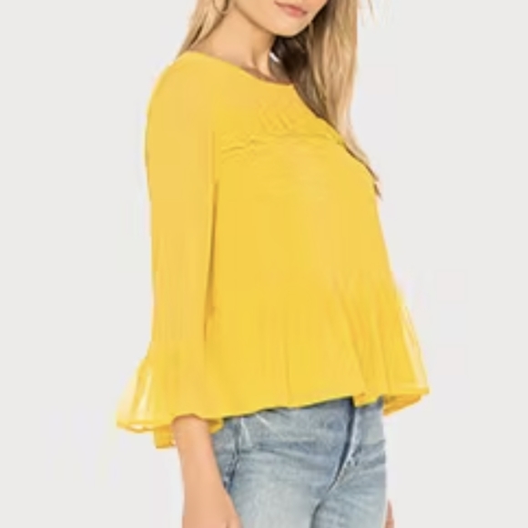 Cupcakes & Cashmere Katlyn Top in Safron Yellow as Sold on Revolve - Picture 1 of 10